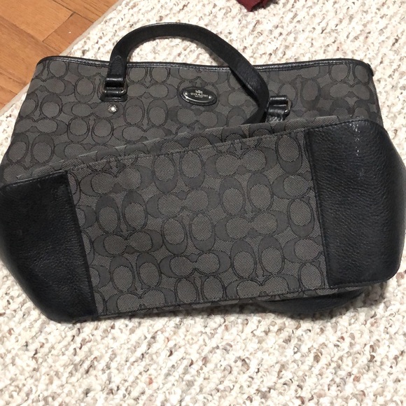 Coach Purse - Picture 6 of 6